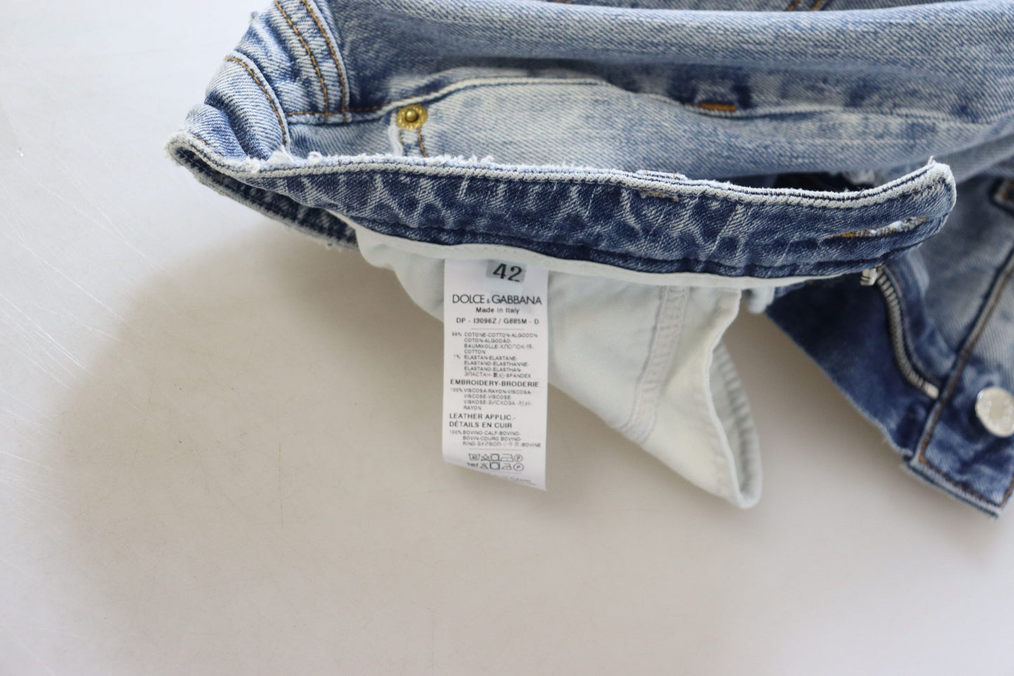 Dolce & Gabbana Elegant skinny fit denim for sophisticated style