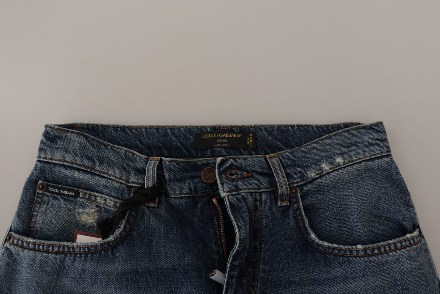 Dolce & Gabbana Chic boyfriend jeans with mid-waist in denim