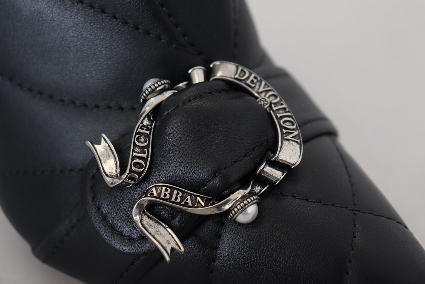 Dolce & Gabbana Elegant black quilted leather boots