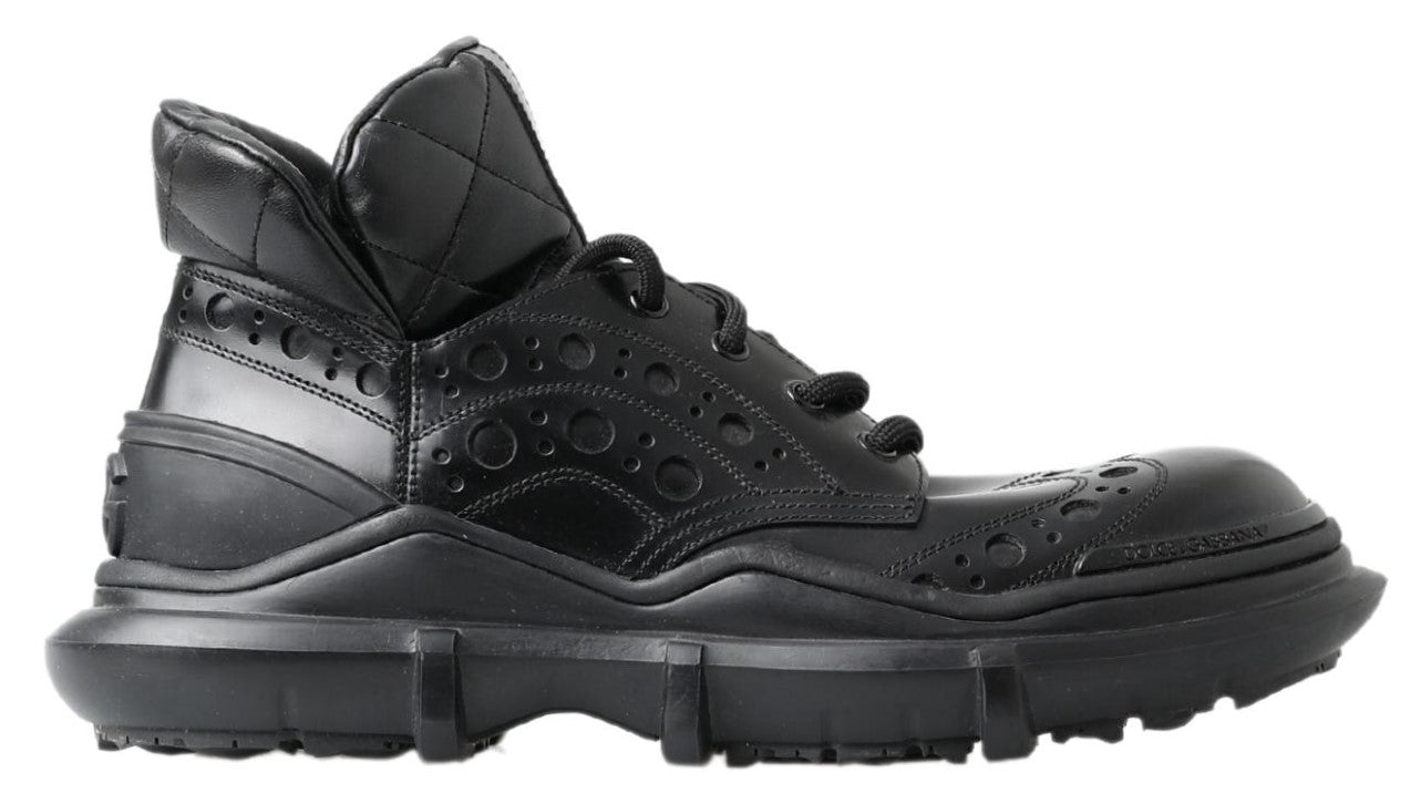 Dolce & Gabbana Elegant black leather ankle boots