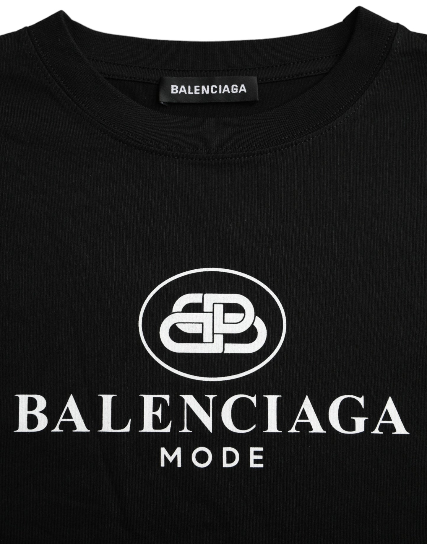 Balenciaga Schwarzes Baumwoll-Logo-T-Shirt mit Rundhalsausschnitt und kurzen Ärmeln