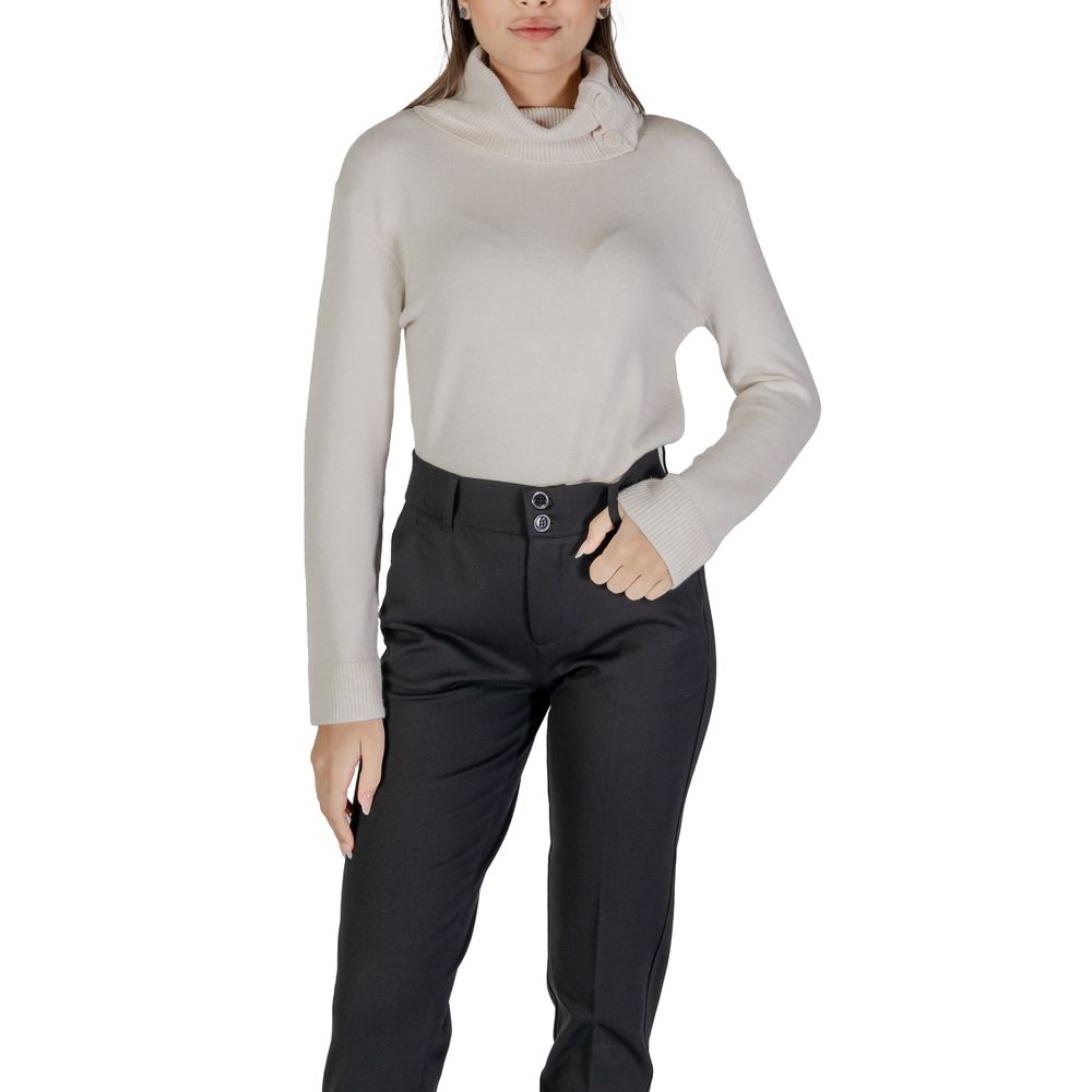 Street One Cremefarbener Viskose-Rollkragenpullover