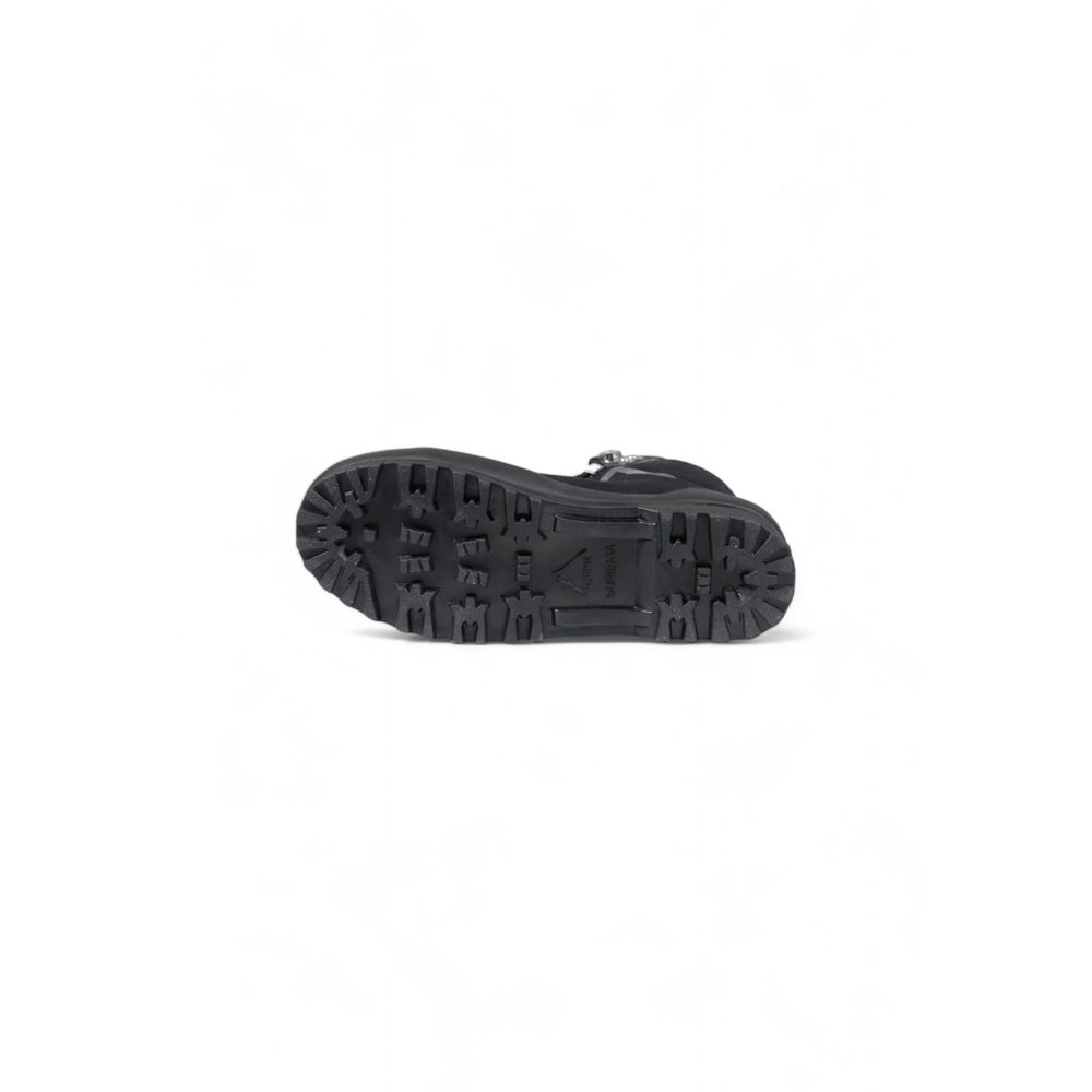Superga Schwarzer Stoffsneaker
