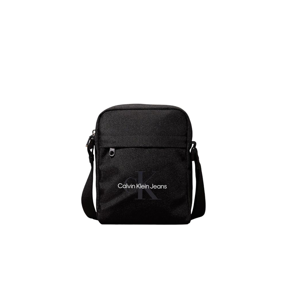 Calvin Klein Schwarze Messenger-Tasche aus recyceltem Polyester