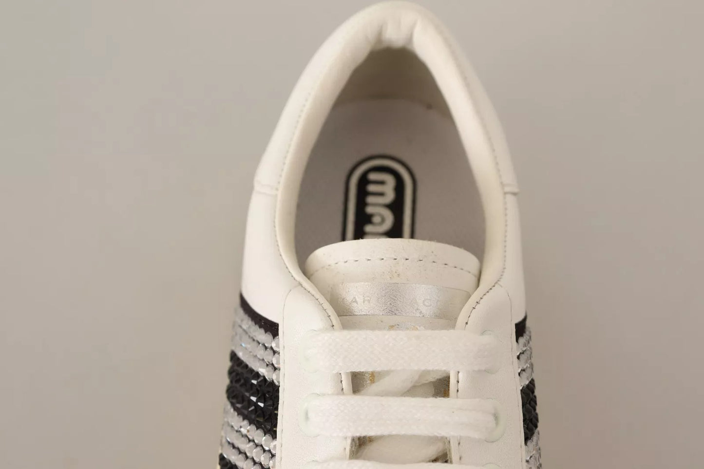 Marc Jacobs Weißes Leder Kristall verschönert Turnschuhe Schuhe