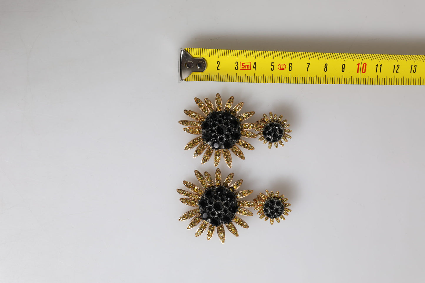 Dolce & Gabbana Goldfarbene Messing Sonnenblume Kristall Clip Ohrringe