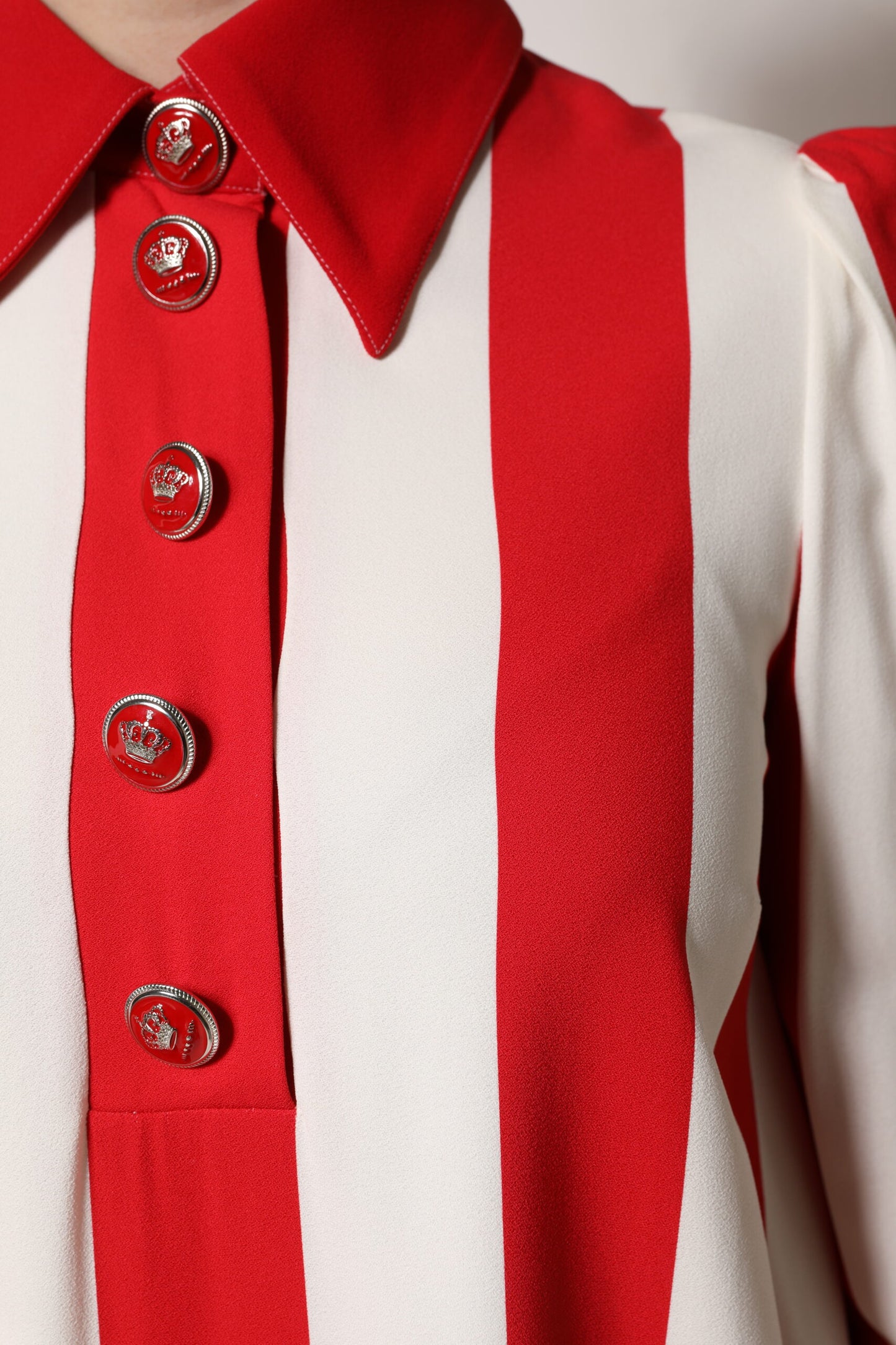 Dolce & Gabbana Weiß-rot gestreiftes langärmeliges Minikleid