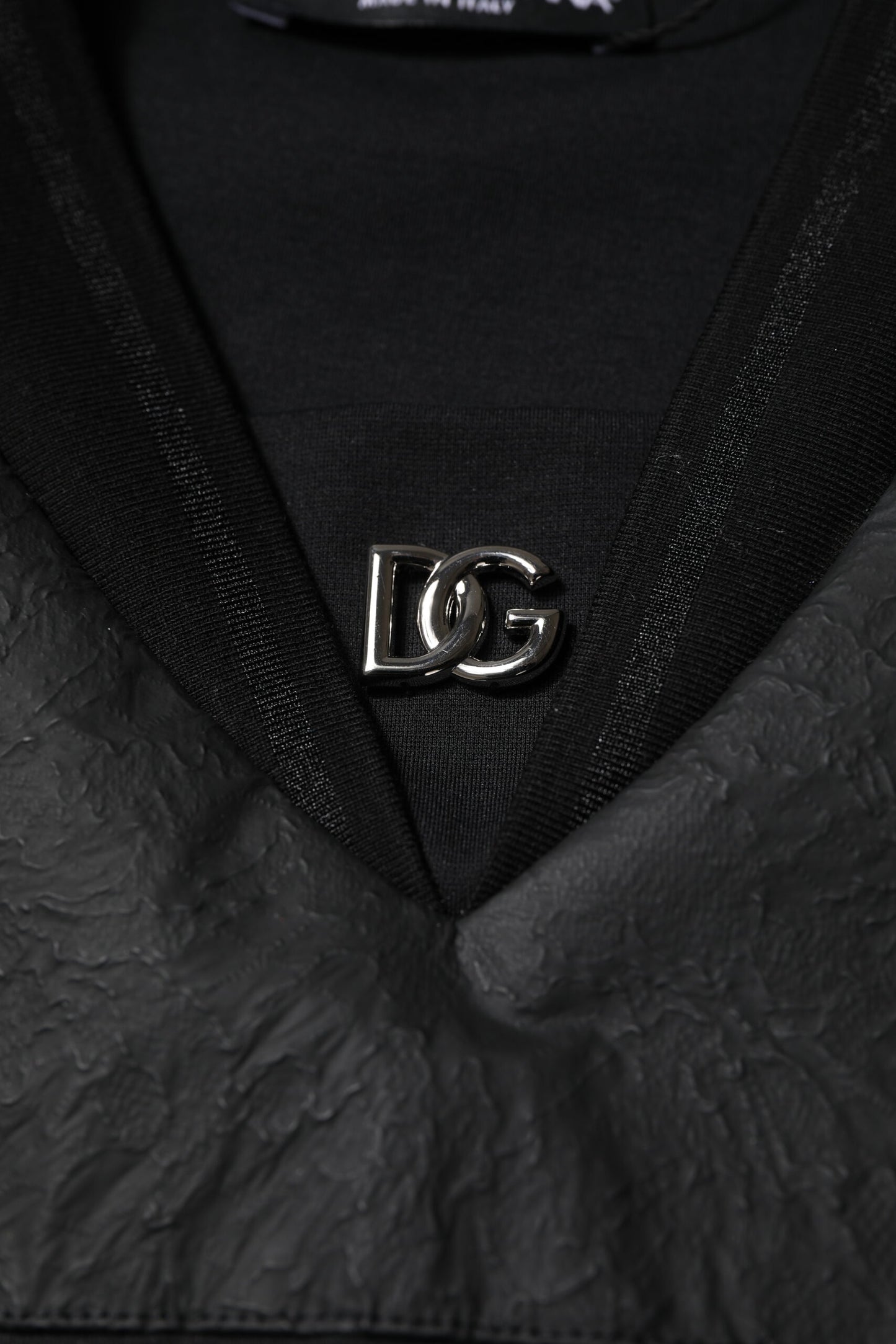 Dolce & Gabbana Schwarzes Baumwoll-T-Shirt mit kurzen Ärmeln und V-Ausschnitt