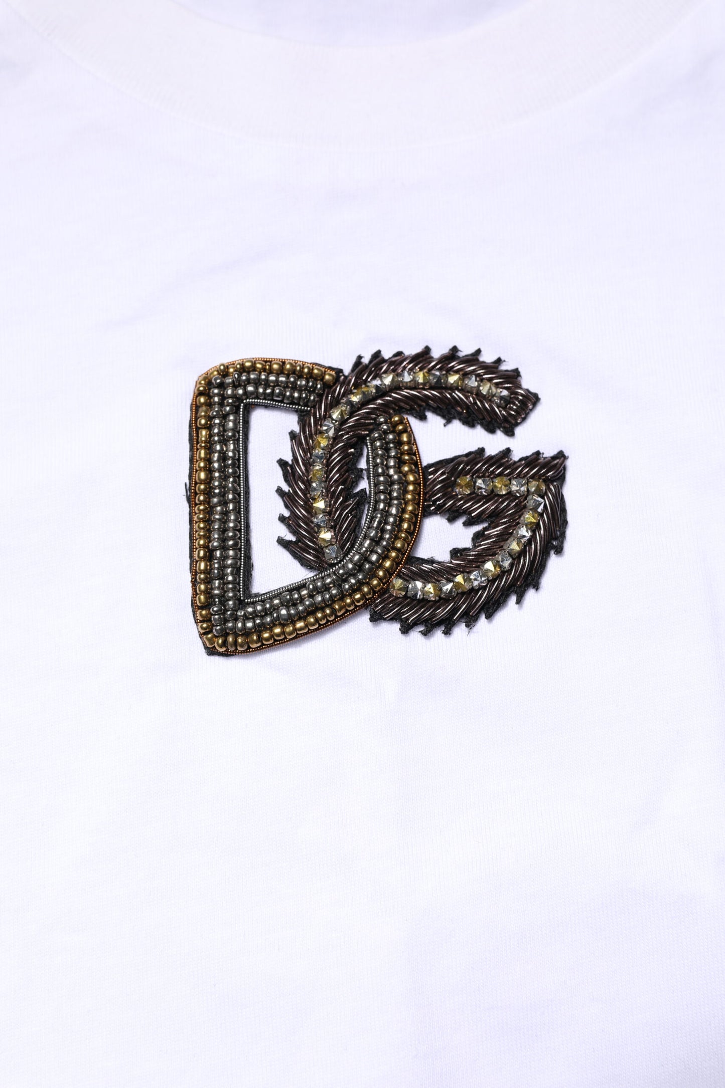 Dolce & Gabbana Weißes T-Shirt mit Rundhalsausschnitt und Logo-Stickerei