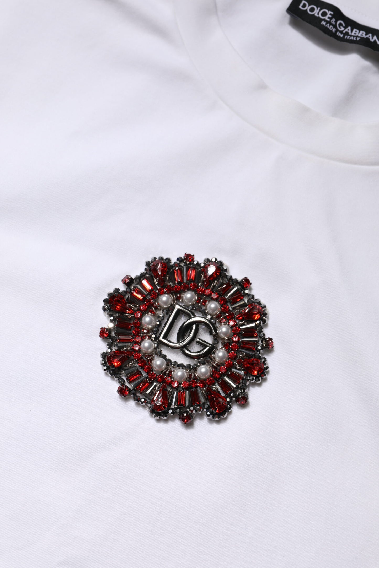 Dolce & Gabbana Weißes T-Shirt mit Logo-Verzierung und kurzen Ärmeln