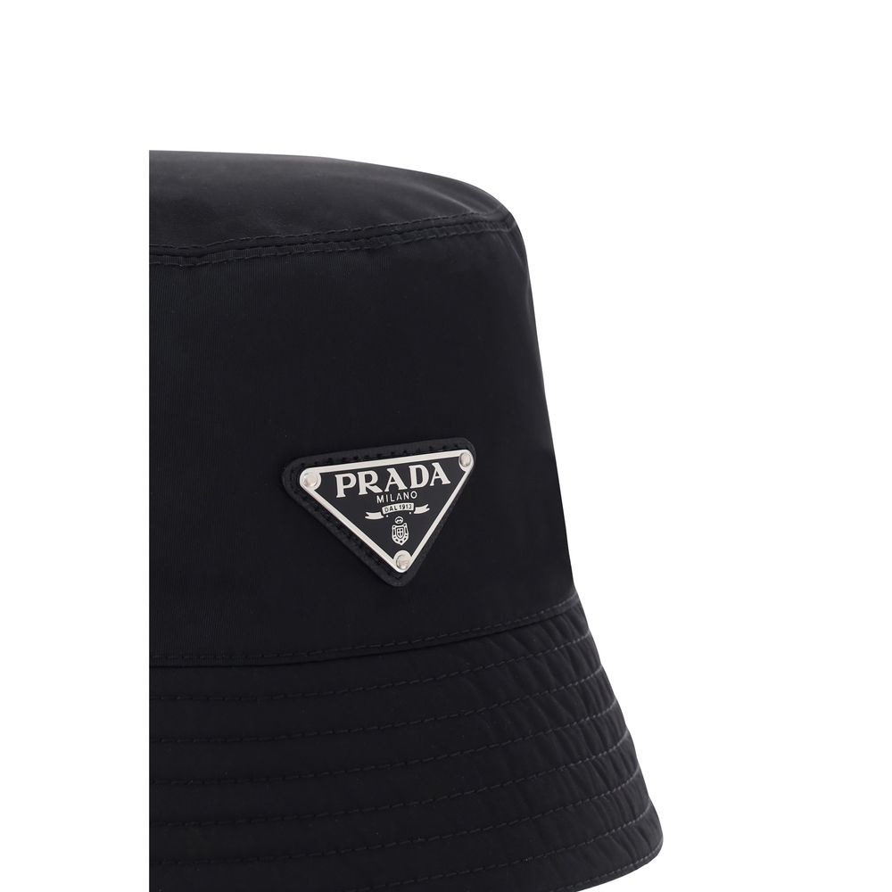 Prada Re-Nylon Eimer Hut