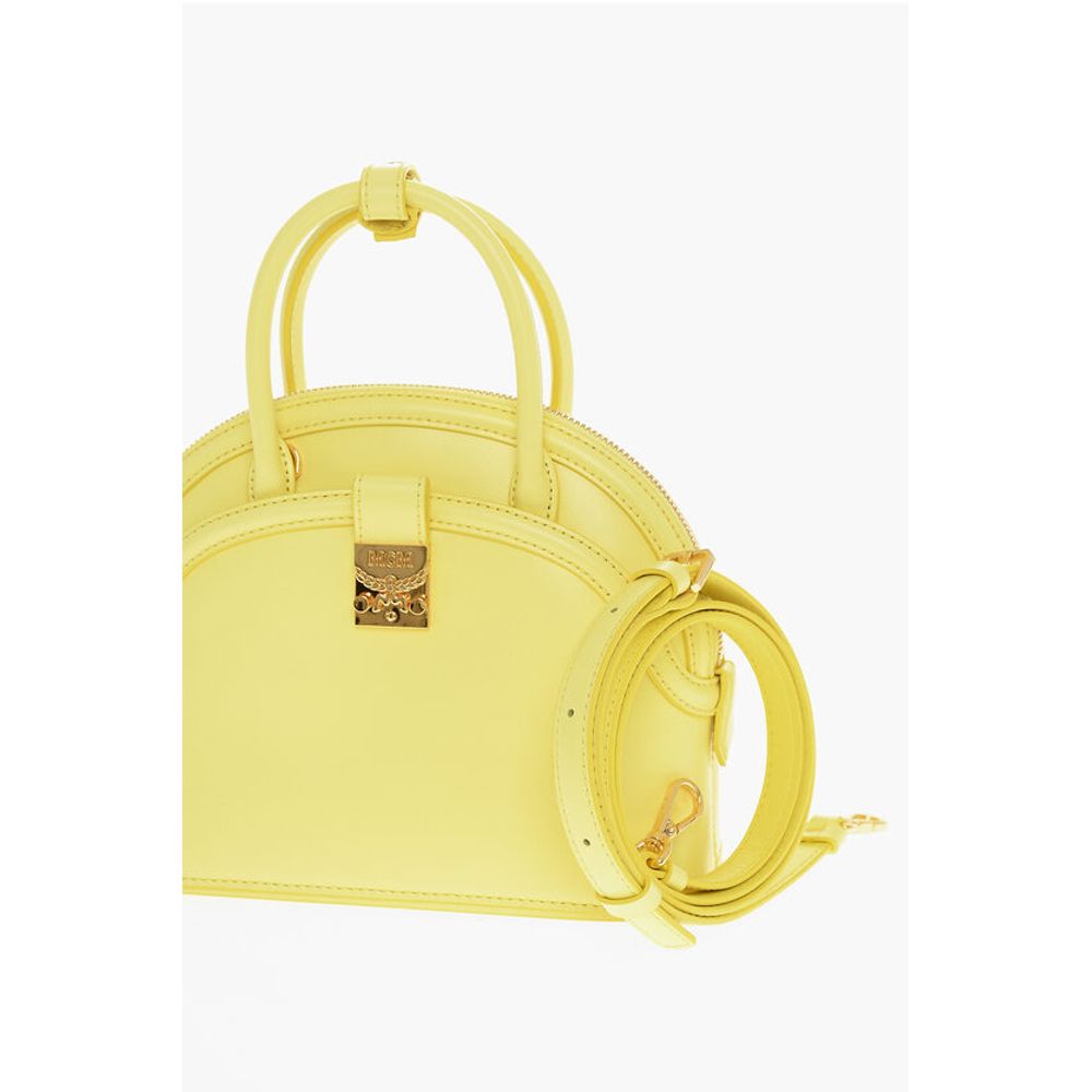 MCM ANNA Crossboby Tasche aus Leder mit goldener Metall-Logo-Plakette
