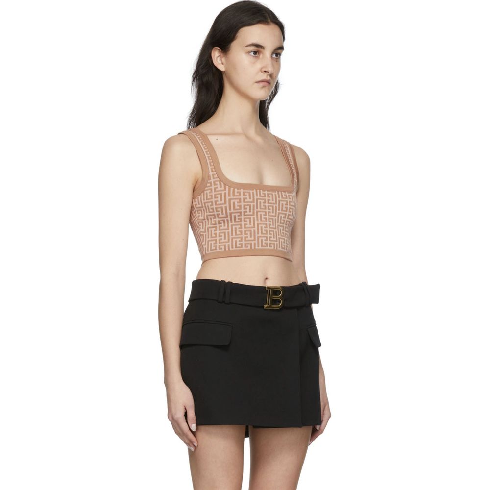 Balmain Beigefarbene Wolloberteile &