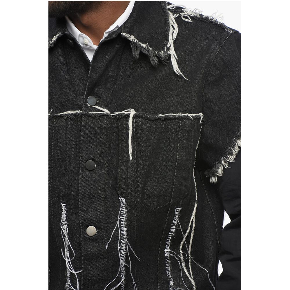 Airei Kurzärmelige Denimjacke mit ausgefransten Details