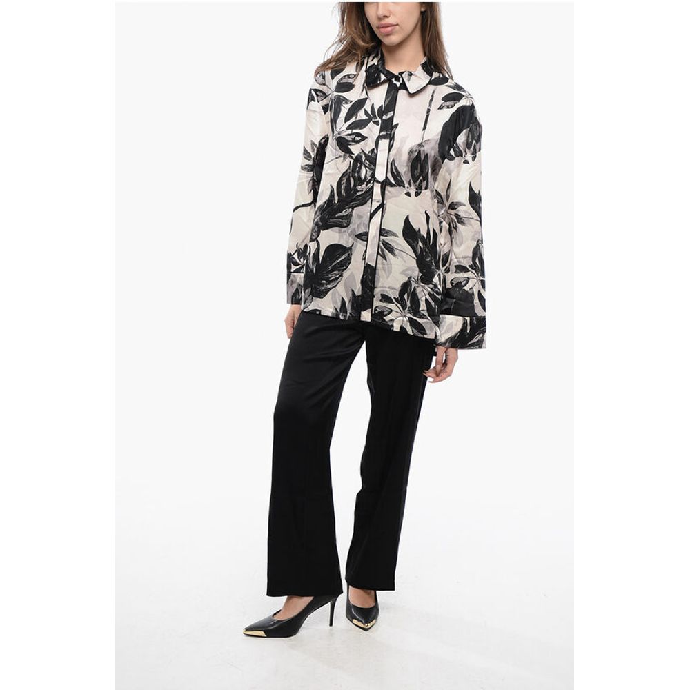 AllSaints Bluse mit Pflanzenmotiv aus Satin SOFI