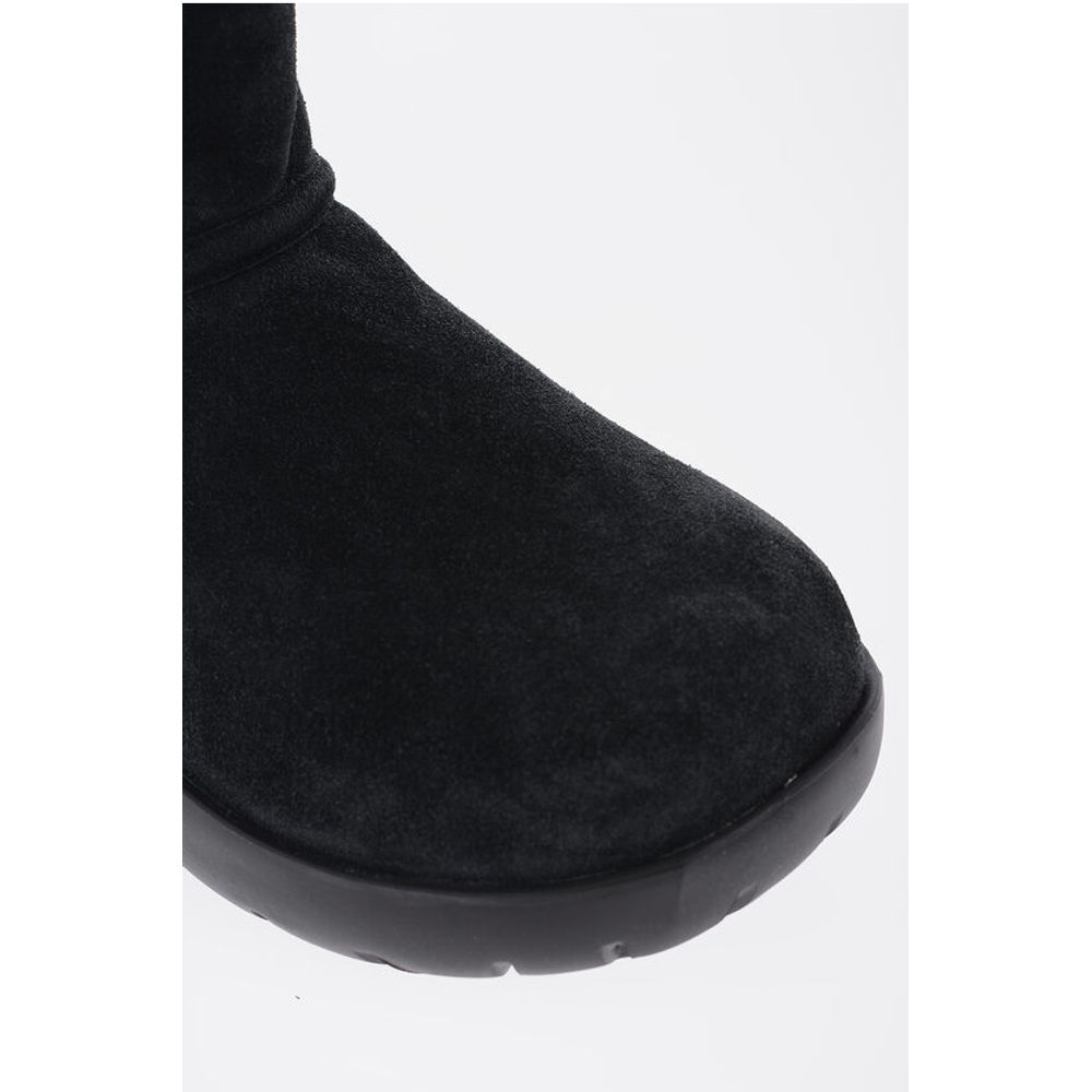 Bottega Veneta SNAP-Stiefel aus Shearling mit Logo-Applikation