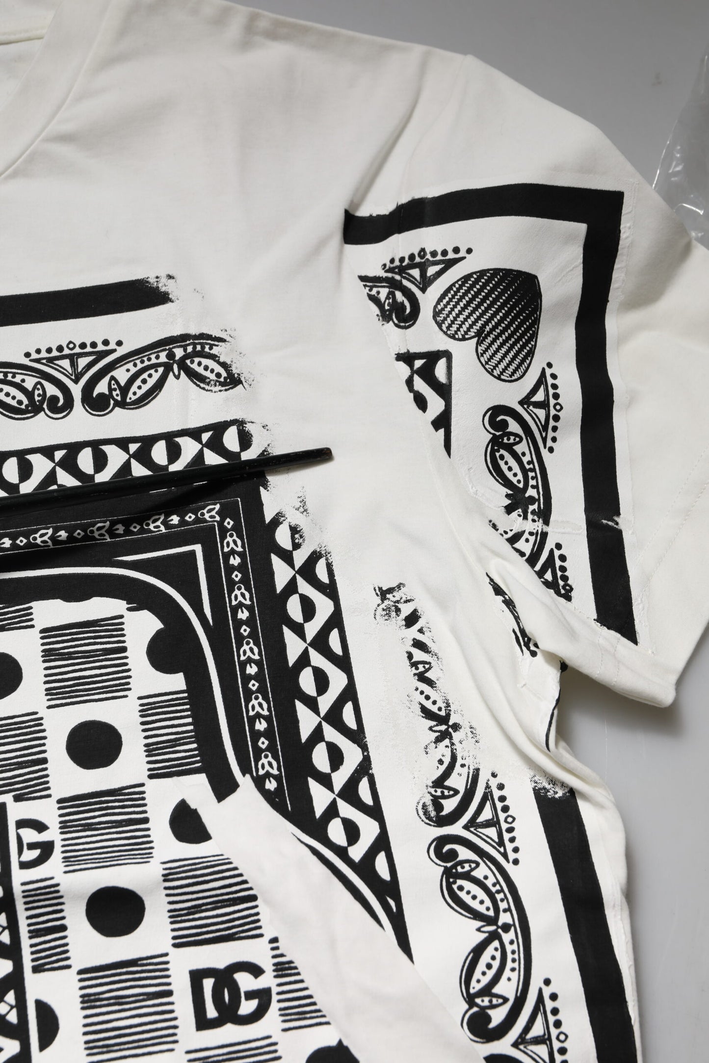 Dolce & Gabbana Weißes Bandana T-Shirt mit Rundhalsausschnitt und kurzen Ärmeln