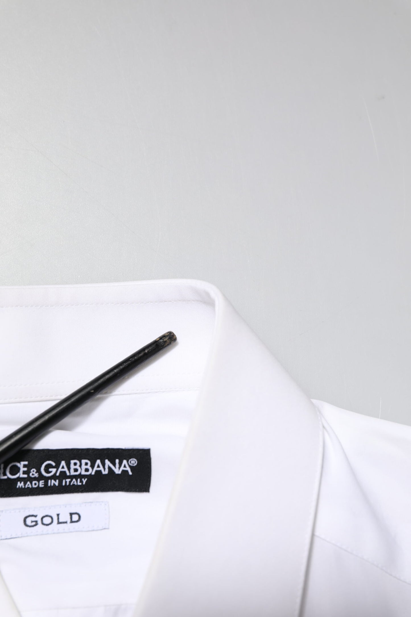 Dolce & Gabbana Weißes Hemd mit GOLD-Stickerei