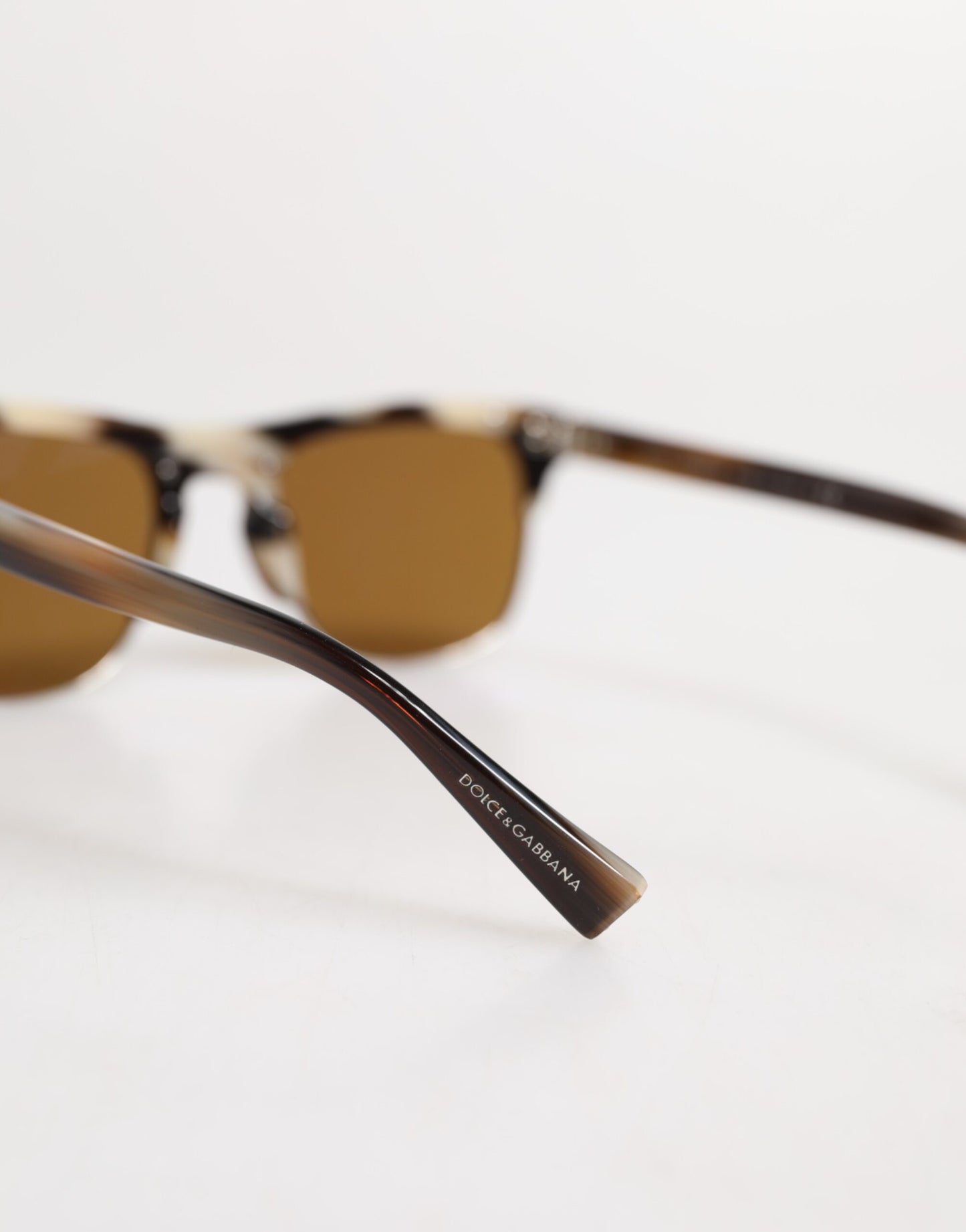 Dolce & Gabbana Braun gestreifte Acetat-Sonnenbrille DG4305 Eyewear