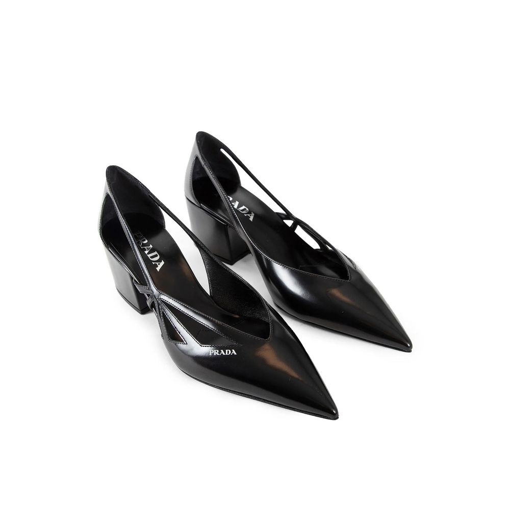 Prada Cut-Out-Pumps aus gebürstetem Leder