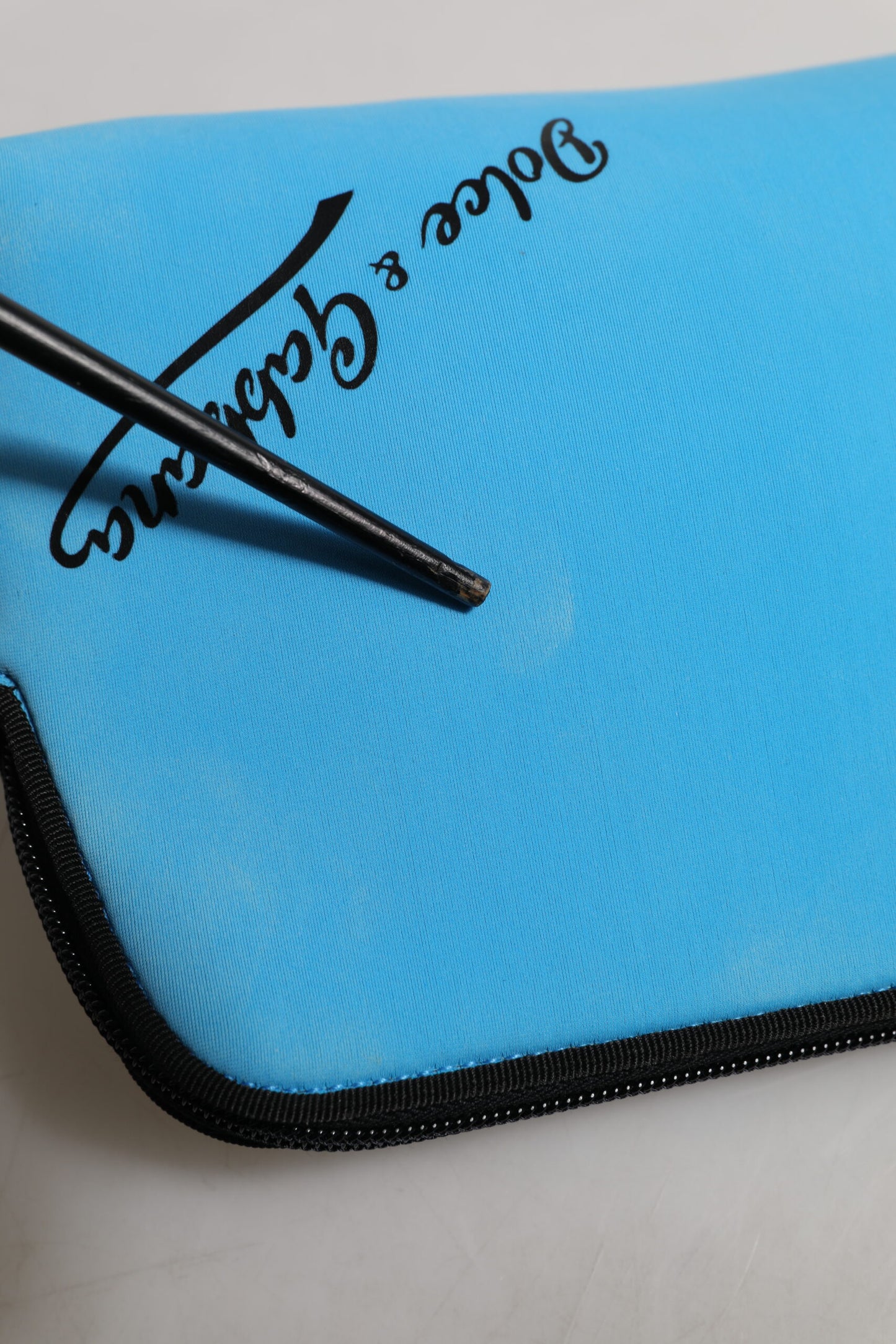 Dolce & Gabbana Blaue Nylon DG Logo Print Clutch Zip Pouch Tasche
