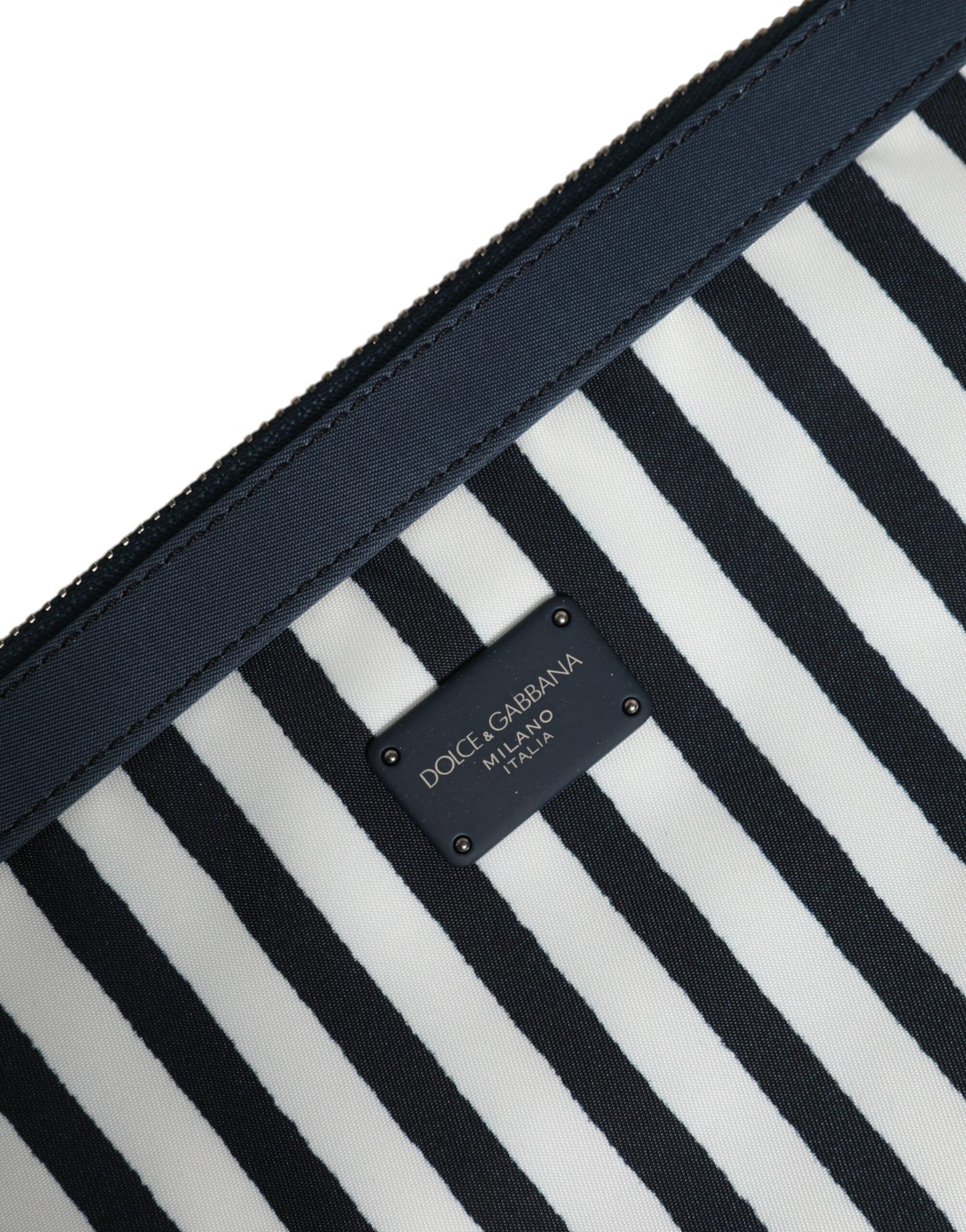 Dolce & Gabbana Schwarz-weiß gestreifte Logo-Plakette Clutch Pouch Bag