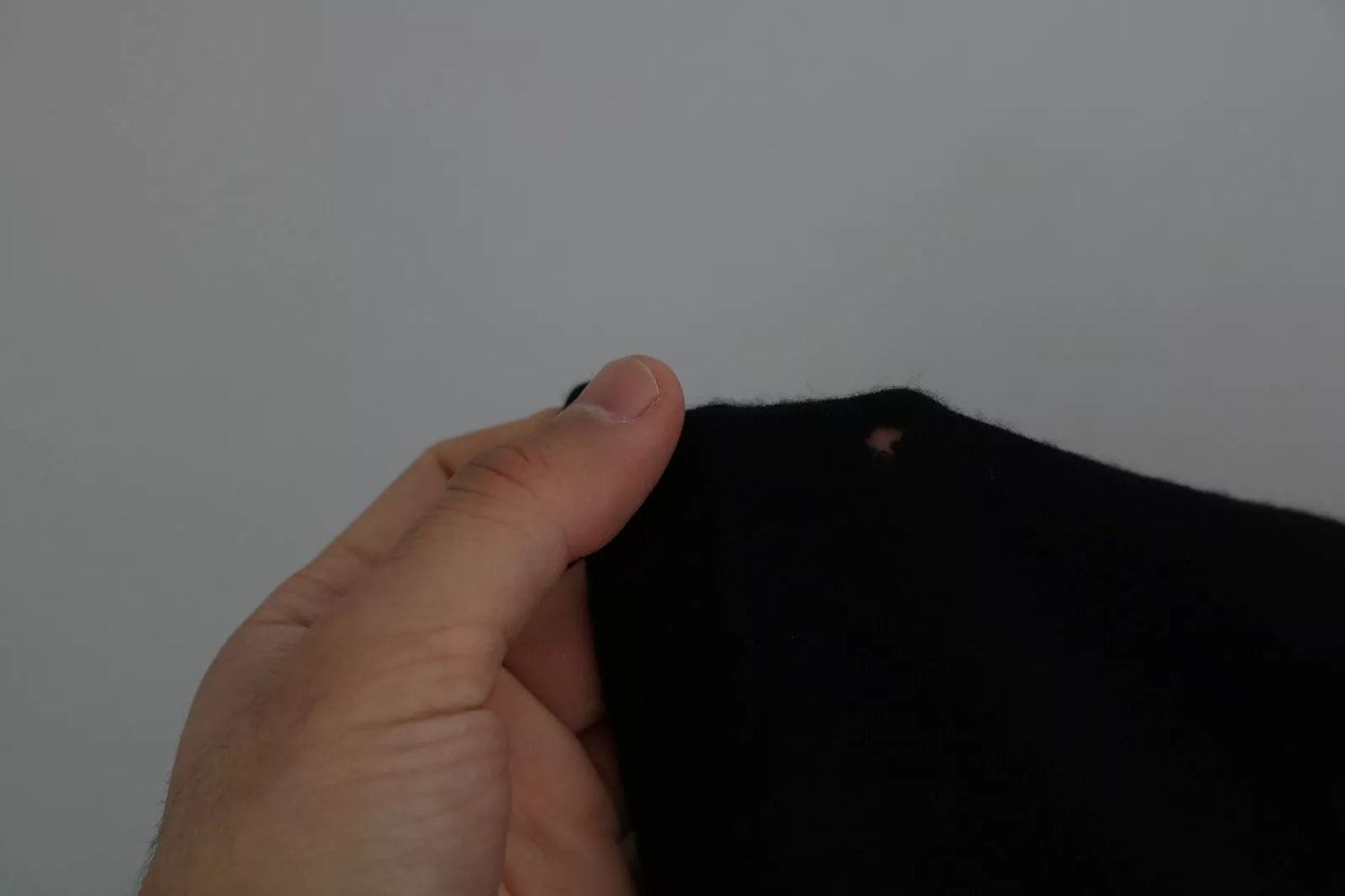 Dolce & Gabbana Schwarzer Pullover aus Kaschmir mit Rundhalsausschnitt
