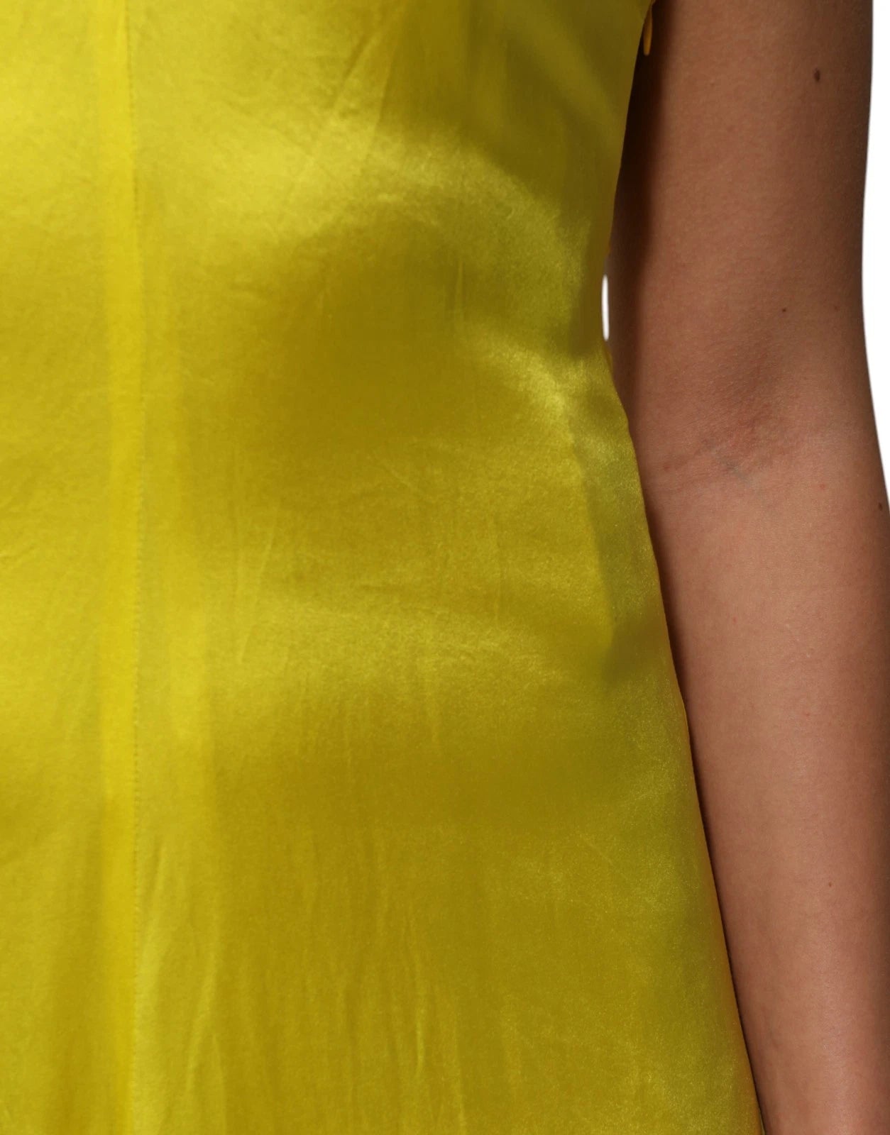 Tonello Gelbes Seiden-Satin-Slip-Maxi-Kleid mit Spaghetti-Trägern