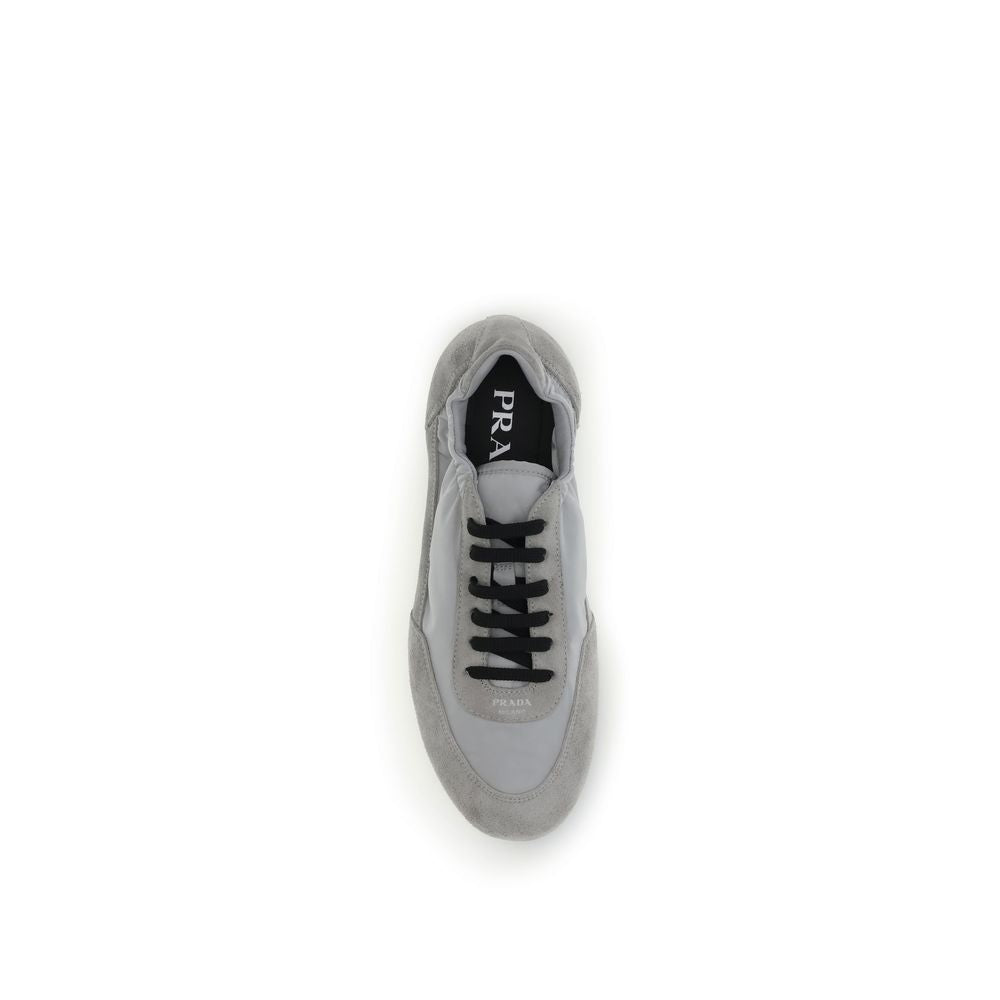 Prada Turnschuhe mit Logo