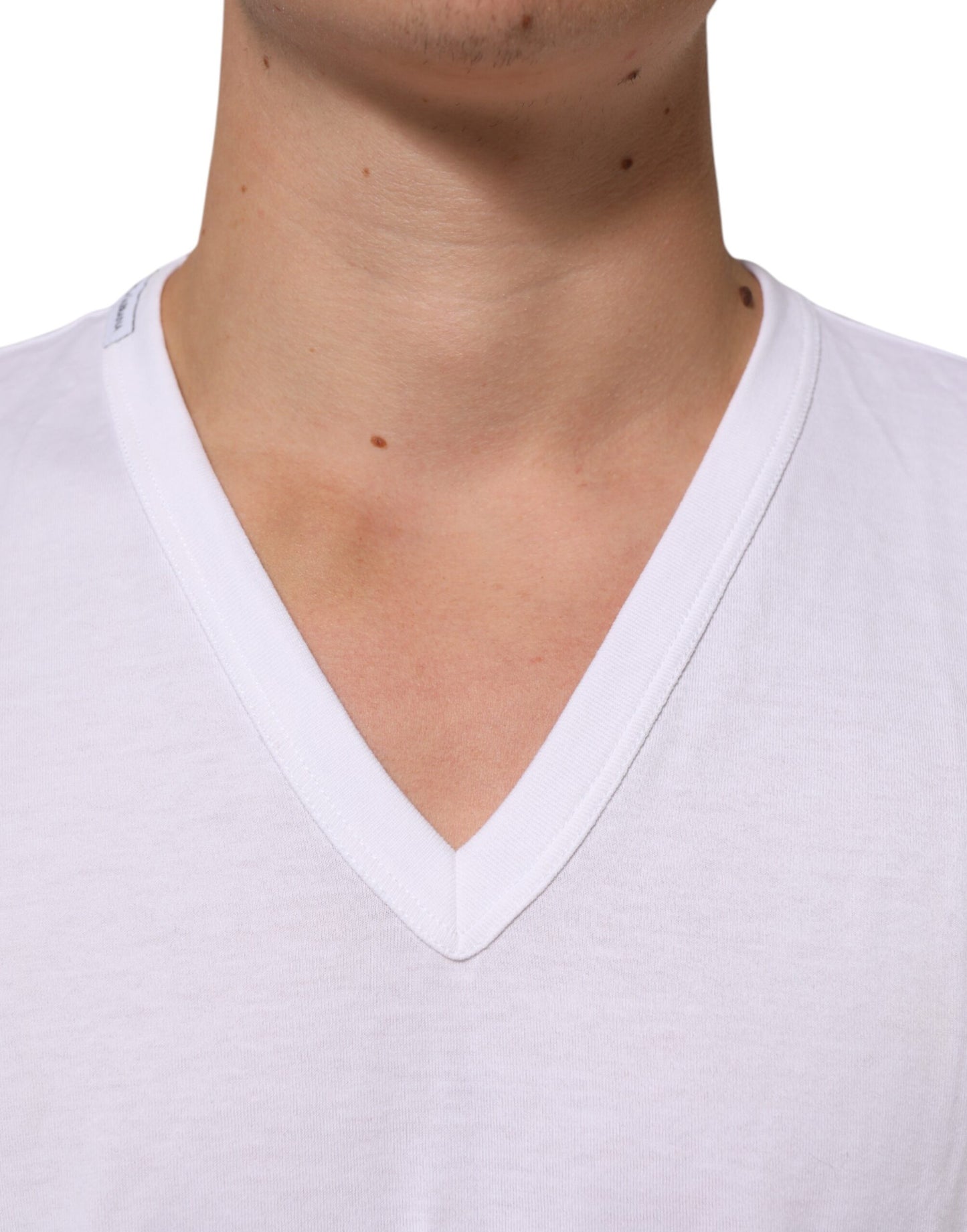 Dolce & Gabbana Weißes Baumwoll-T-Shirt mit V-Ausschnitt und kurzen Ärmeln