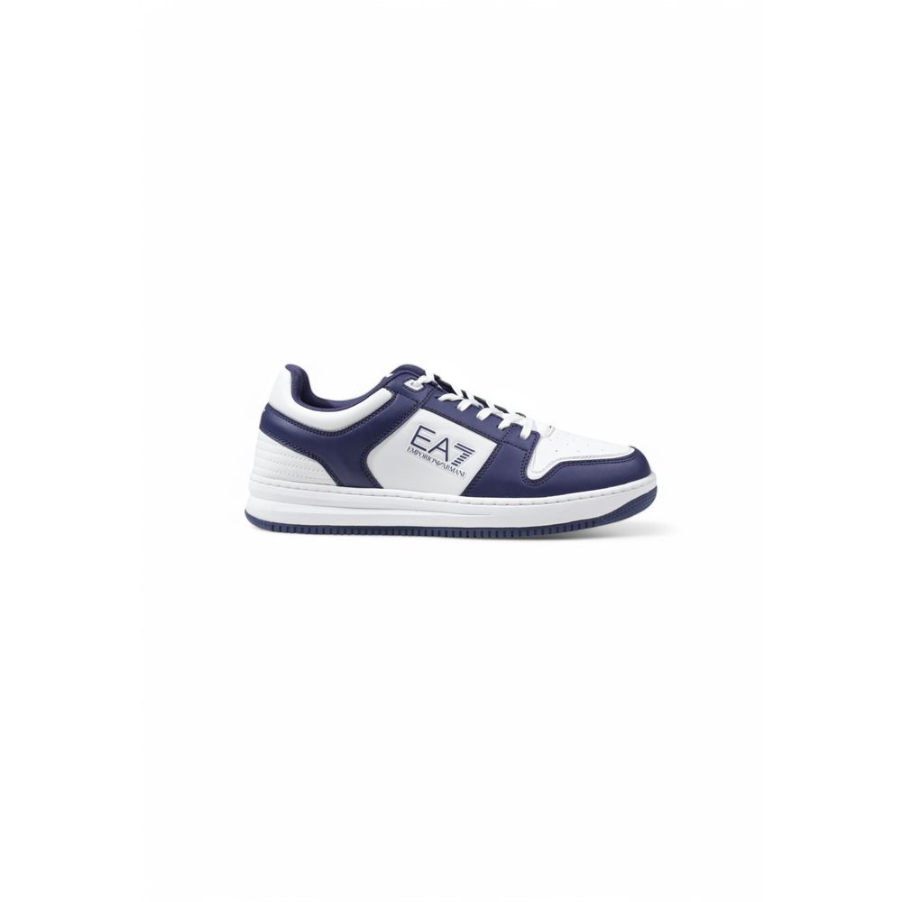 EA7 Emporio Armani Sneaker aus hellblauem Polyester
