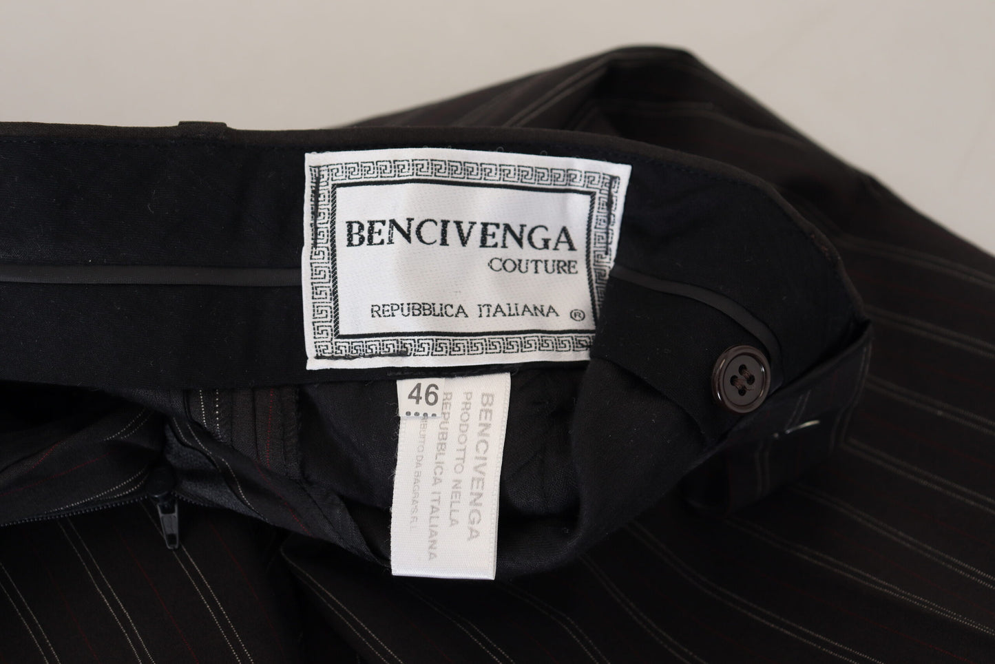 BENCIVENGA Schwarz gestreifte Viskose-Kleid-Hose