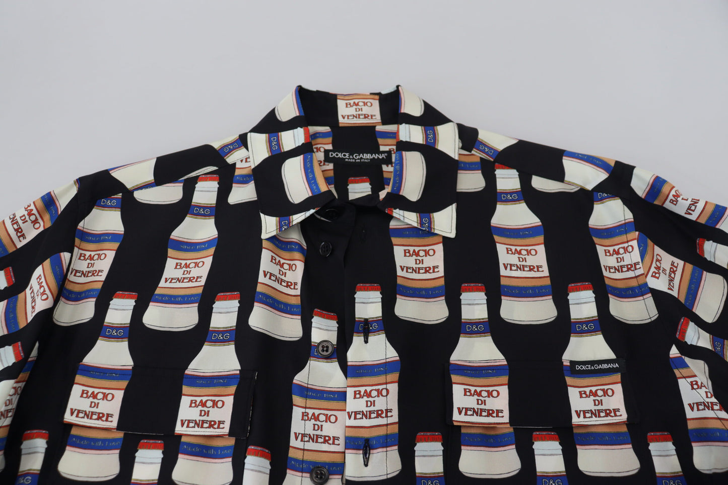 Dolce & Gabbana Schwarzes Seidenhemd mit bedrucktem Kragen für Männer Freizeithemd
