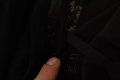 Dolce & Gabbana Schwarzes Minikleid mit V-Ausschnitt und langen Ärmeln in A-Linie