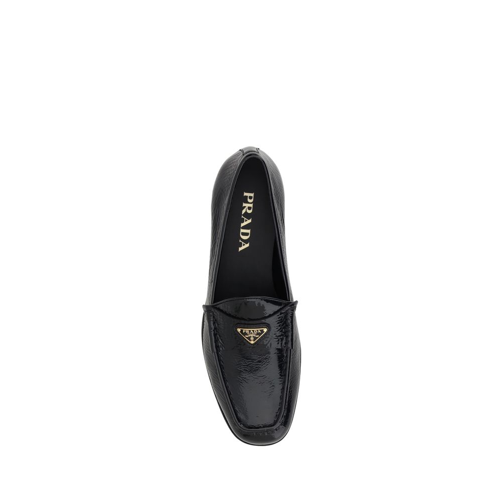 Prada Loafers mit Logo