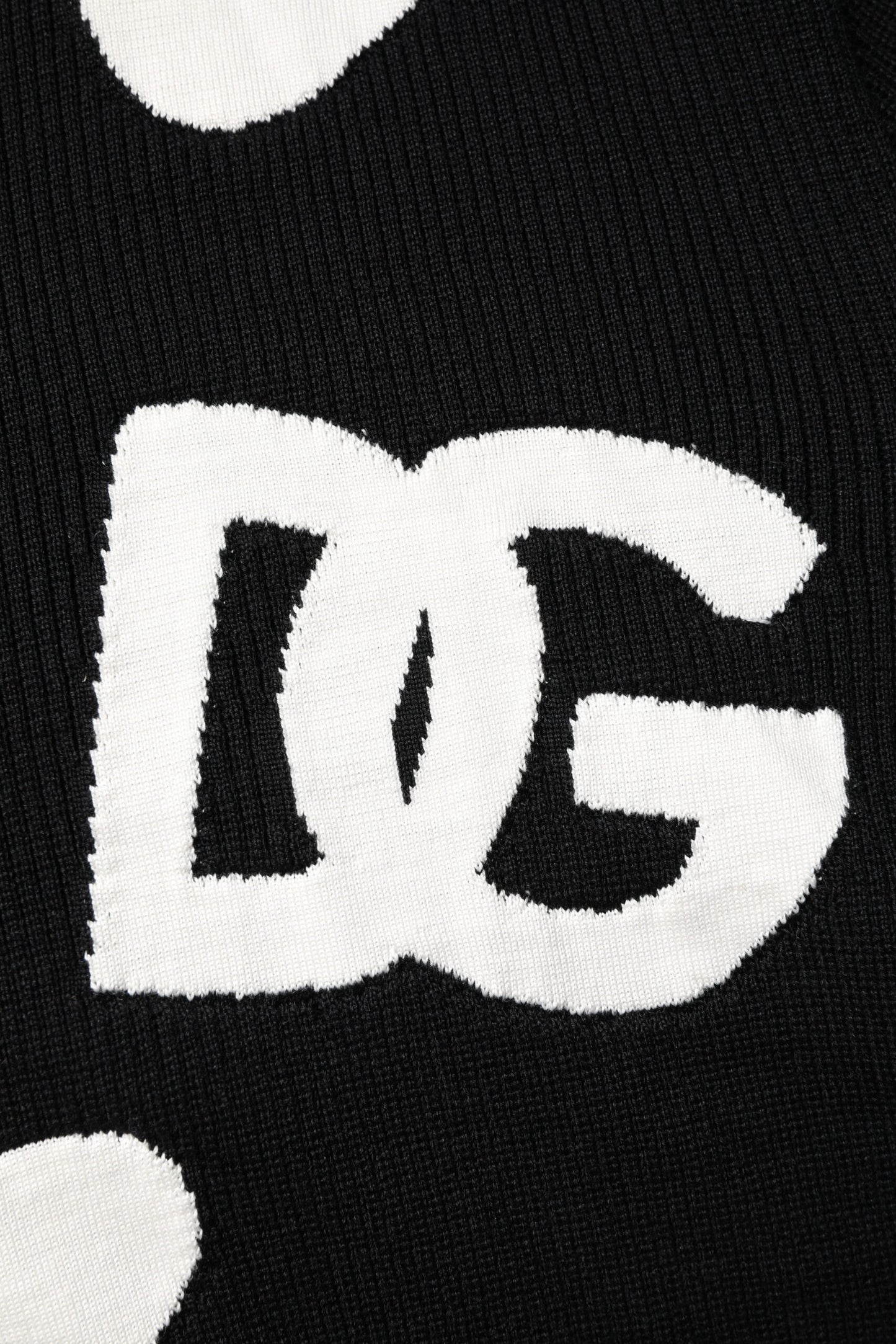 Dolce & Gabbana Black Hearts Seidenpullover mit Rundhalsausschnitt
