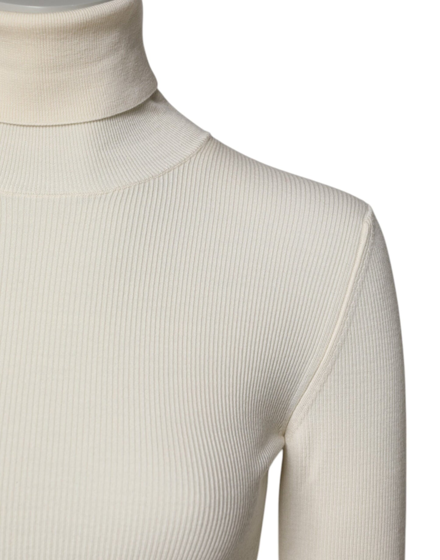 Dolce & Gabbana Cremefarbener Rollkragenpullover mit langen Ärmeln
