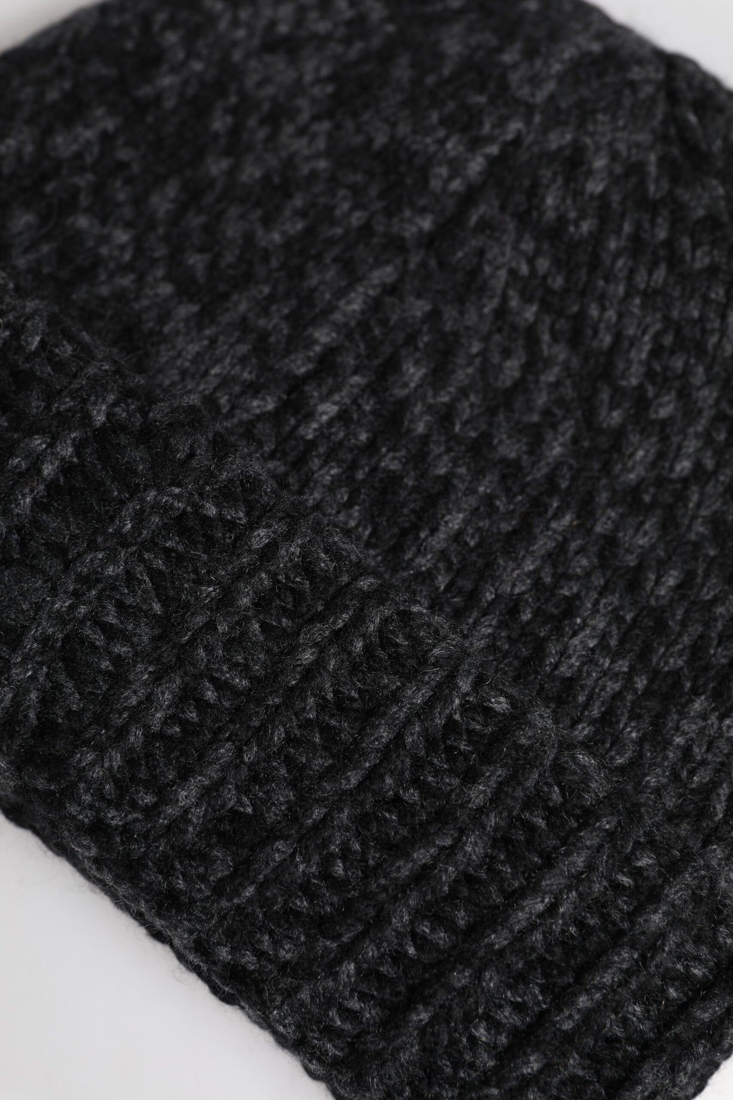Dolce & Gabbana Graue Kaschmir-Strickmütze Winter Beanie