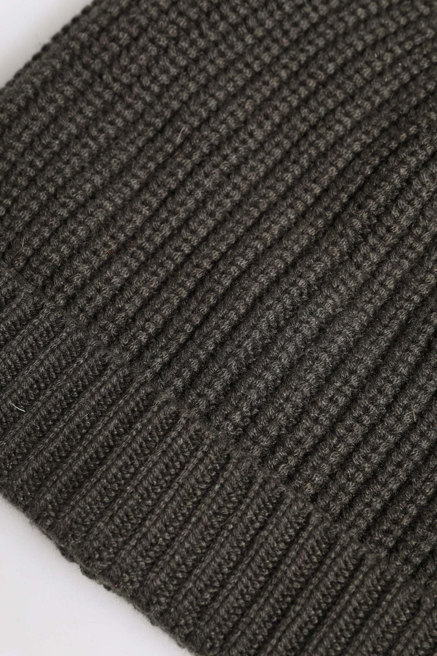 Dolce & Gabbana Dunkelgraue Kaschmir-Strickmütze Winter Beanie