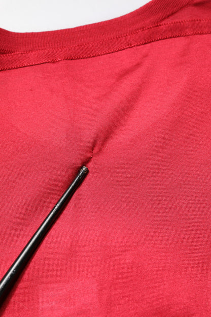 Dolce & Gabbana Rotes Seiden-T-Shirt mit DG Crown Logo und kurzen Ärmeln