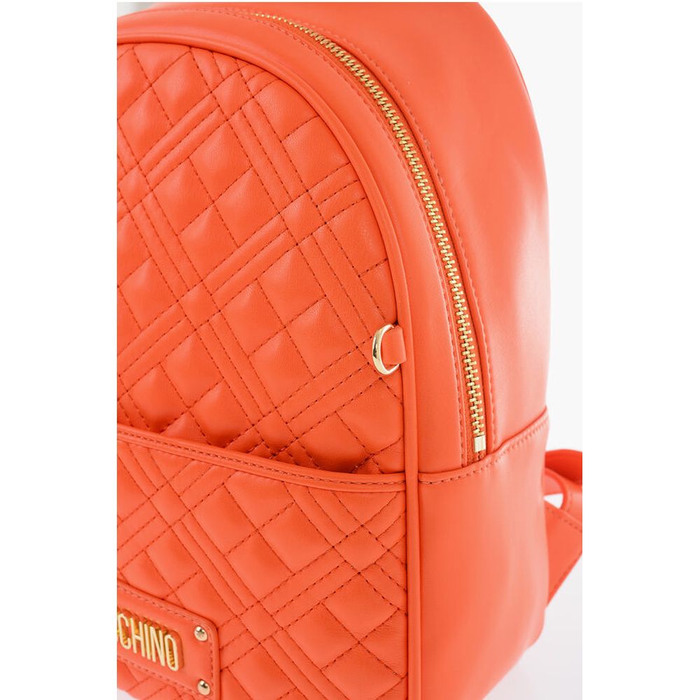 Moschino LOVE Gesteppter Kunstlederrucksack mit passender Tasche