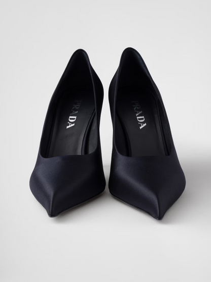 Prada Blaue Satin-Pumps