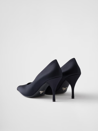 Prada Blaue Satin-Pumps