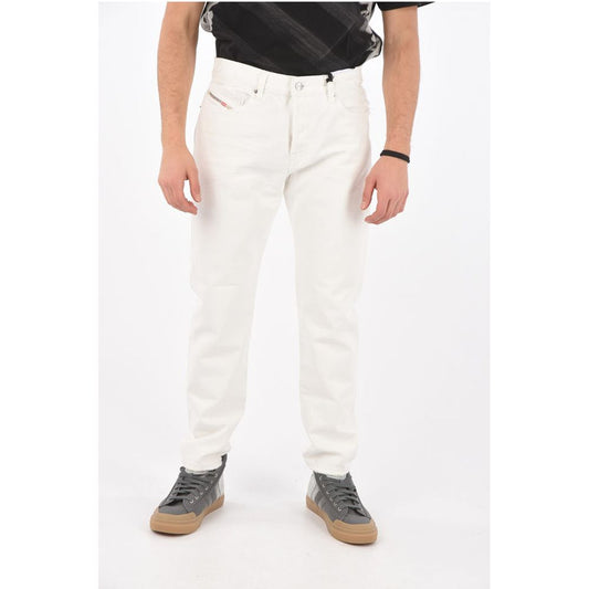 Diesel 17cm Vintage-Effekt ausgefranster Saum D-FINING Jeans mit taillierter Passform L3