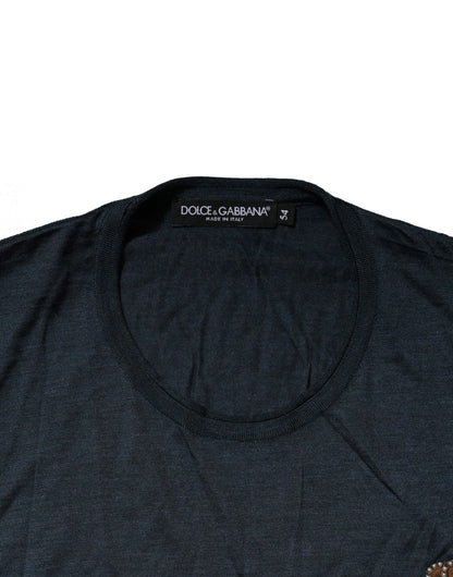 Dolce & Gabbana Dunkelblaues Seiden-Logo-Patch-T-Shirt mit Rundhalsausschnitt