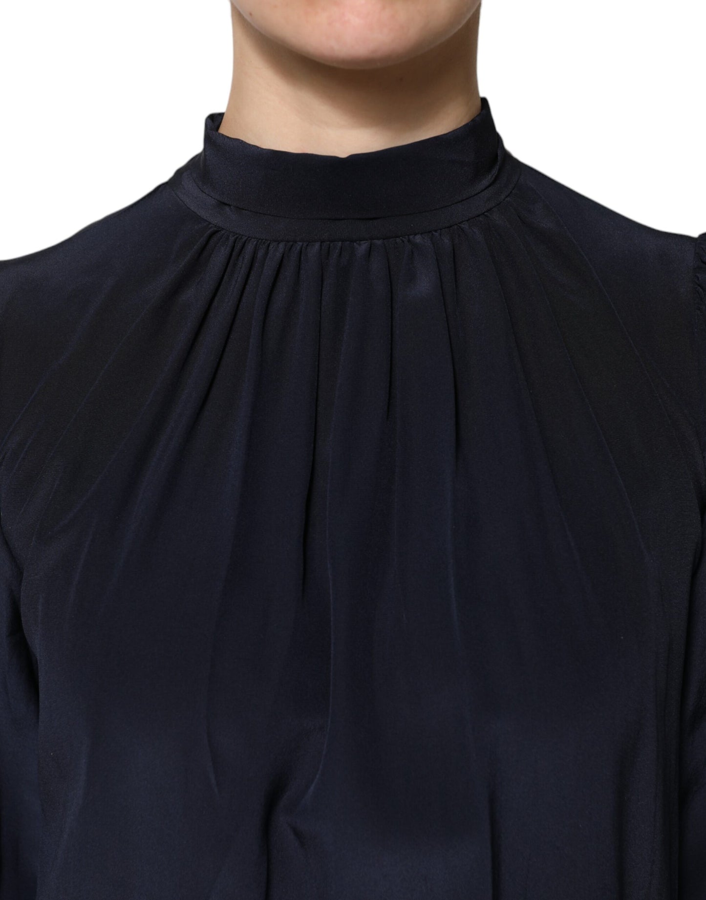 Dolce & Gabbana Blaues Seidenblusentop mit langem Ausschnitt und langen Ärmeln