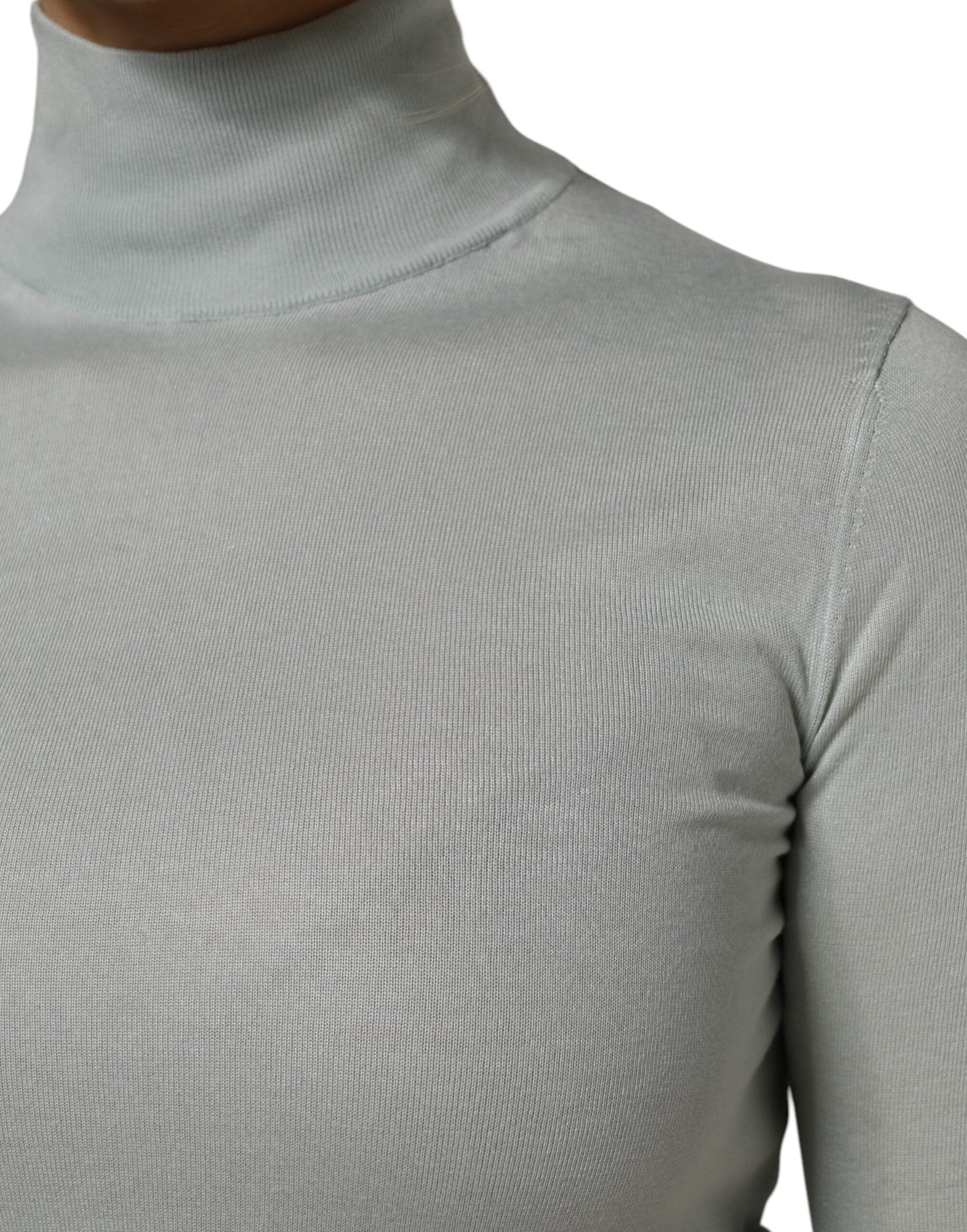 Dolce & Gabbana Hellgrünes Seiden-Rollkragen-Top mit 3/4-Ärmeln