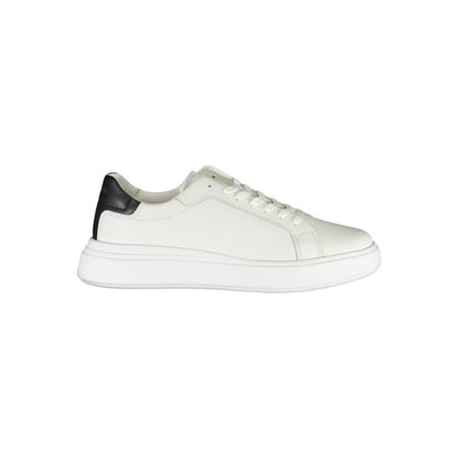 Calvin Klein Schlichte weiße Sneakers mit kontrastierenden Akzenten