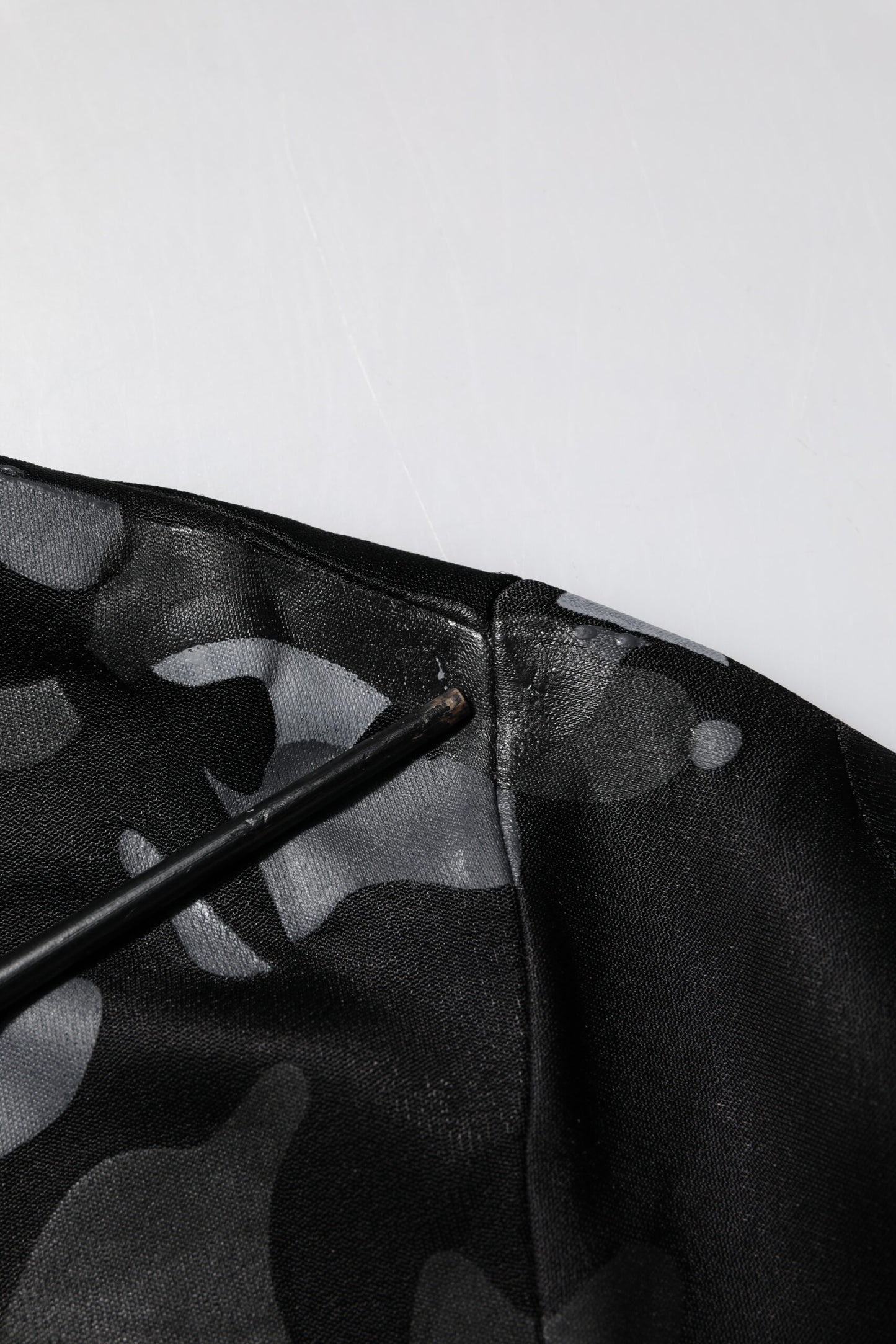 Dolce & Gabbana Schwarzer Camouflage-Pullover Sweatshirt Pullover
