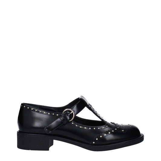 Miu Miu Schwarze Leder Slipper